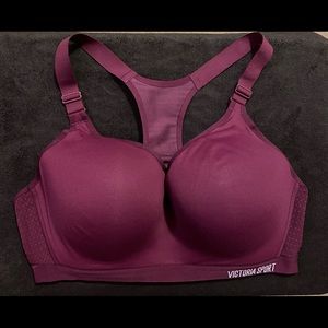 Victoria Secret Incredible Sports Bra